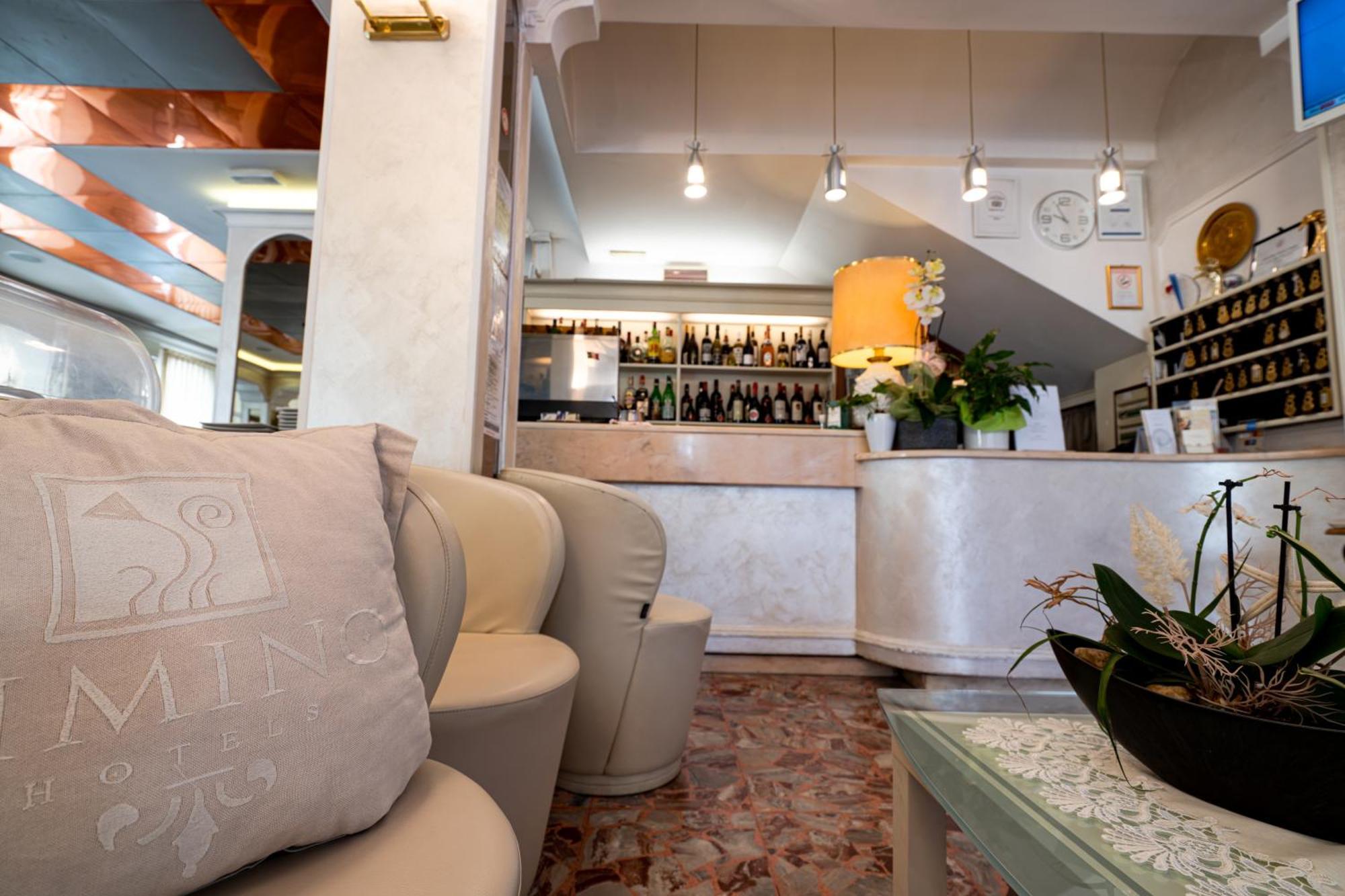 Hotel Britannia Rimini Marina Centro Exterior foto